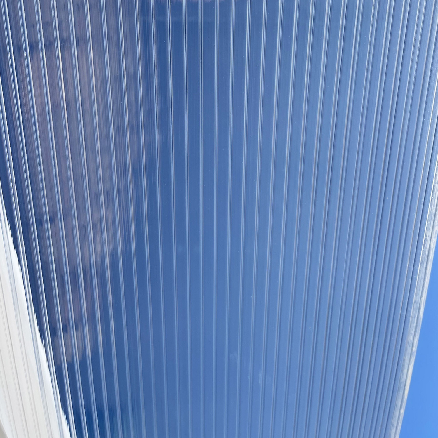 Policarbonato Alveolar 2100 x 5800 x 8 mm