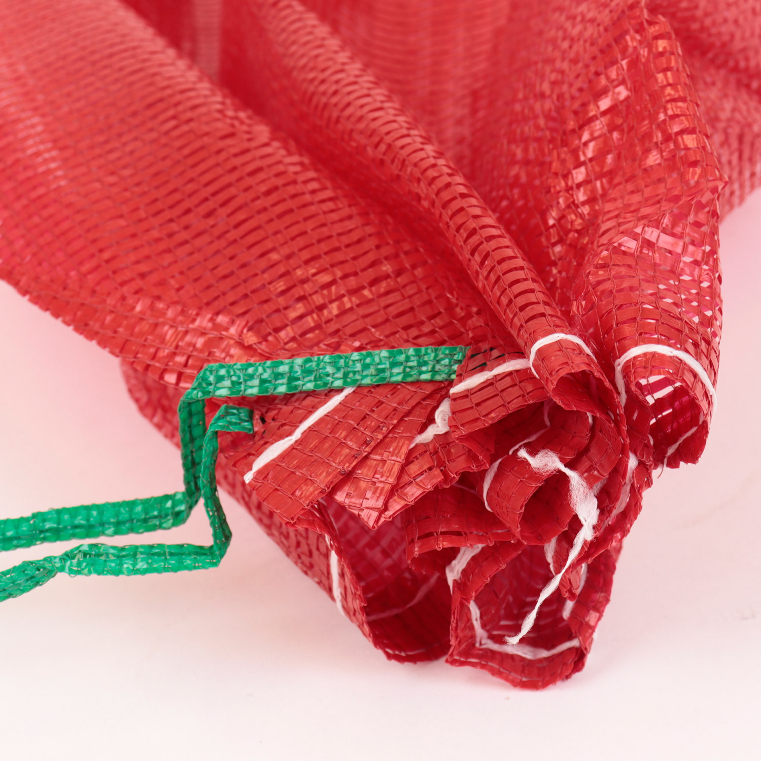 Malla tejida roja 47x70cm 25 kg